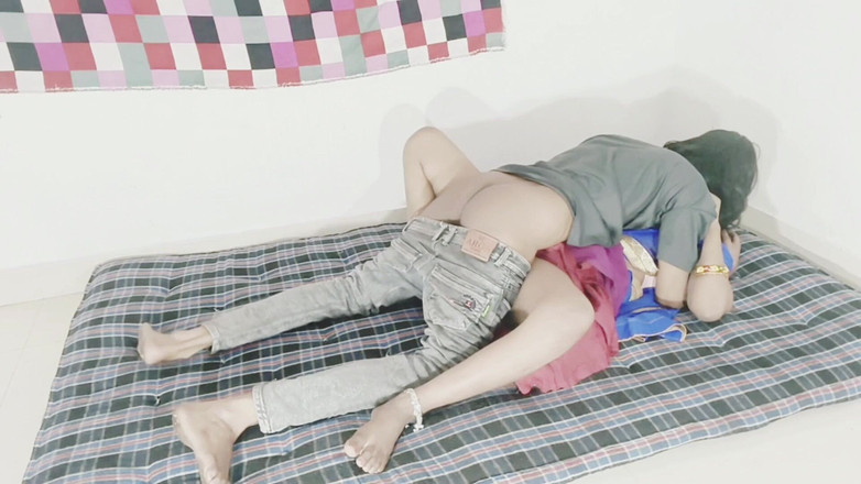 Vija: 性感人妻 ne pakada.继妹la 完整性爱