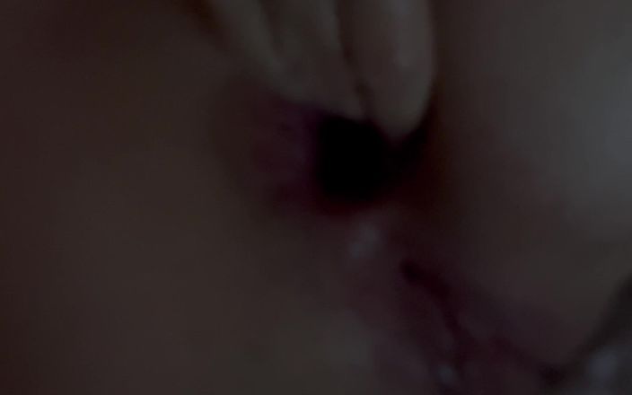 Kisasuperr: 手でアナルをオナニーする