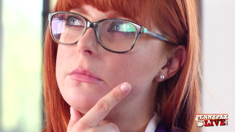 Penny Pax: ¡Penny Pax y Syren de Mer lesbianas calientes lamiendo sesión...