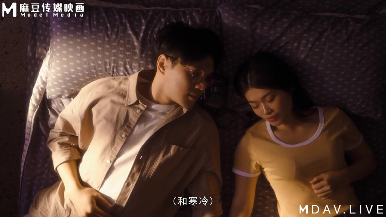 ModelMedia Asia: Naked