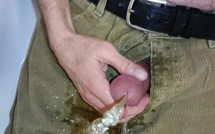 Rockardglans: Close up Pissing Cumming and Pissing Again, Soaking Cords in...