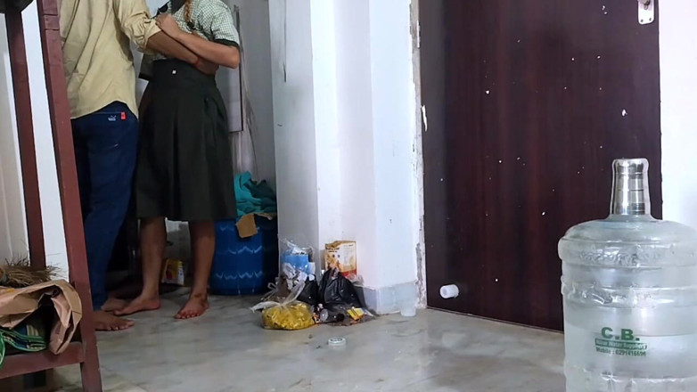 Fantacycutting: Indian College Girl Ko Tution Teacher Ne Chupke Se Chudai...