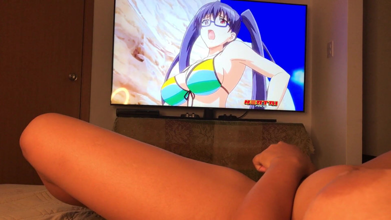 Nena Gamer: Vingerend poesje kijken naar Hentai tot een orgasme