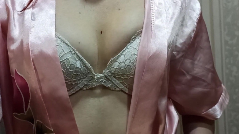 SexyFairyTale: 내 젖탱이를 보여줘
