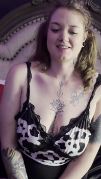 Üvey kız kardeş üvey erkek kardeşi maxxx steele ile videoda sert anal seks istiyor