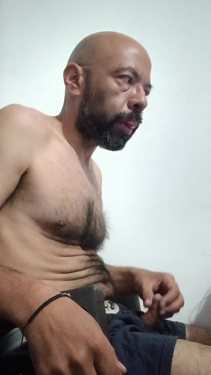 Jhonbahh: I Want Pleasure
