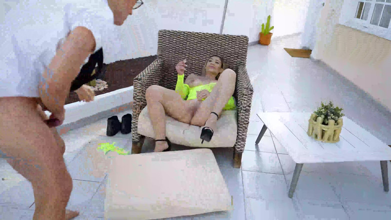 MMV and Eroticplanet Clips: Hottie blondine reitet im freien auf Riesenschwanz