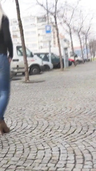 Casting Naomi