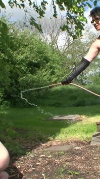 Niemiecka lewatywa analna - niemiecka hardcore BDSM