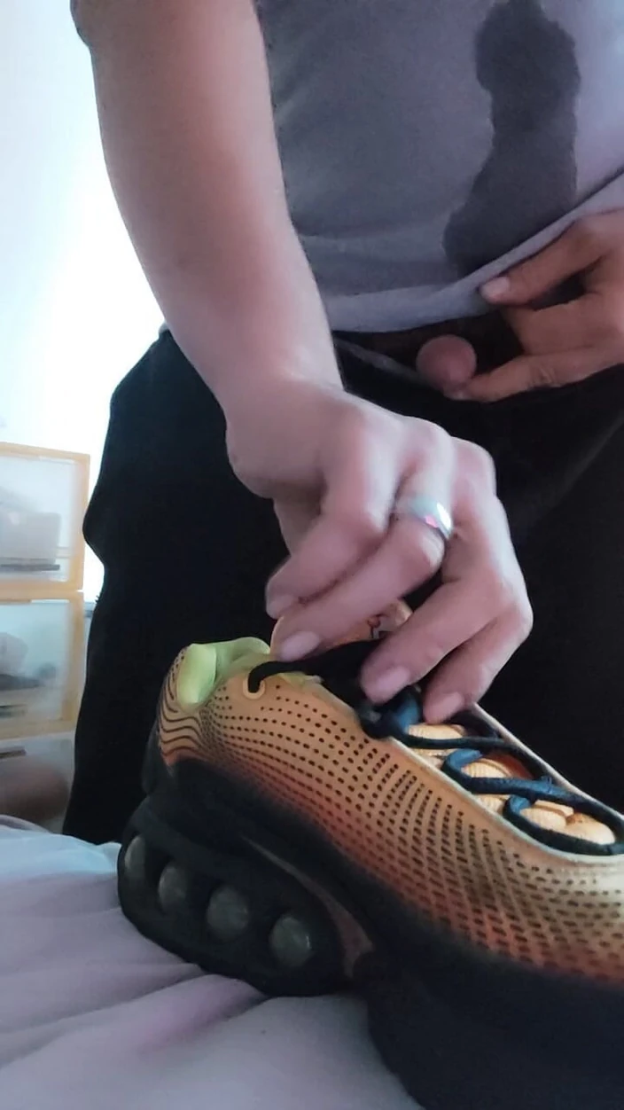 SmokedAlloy2: 湿漉漉的、臭的袜子、内衣。超脏母猪