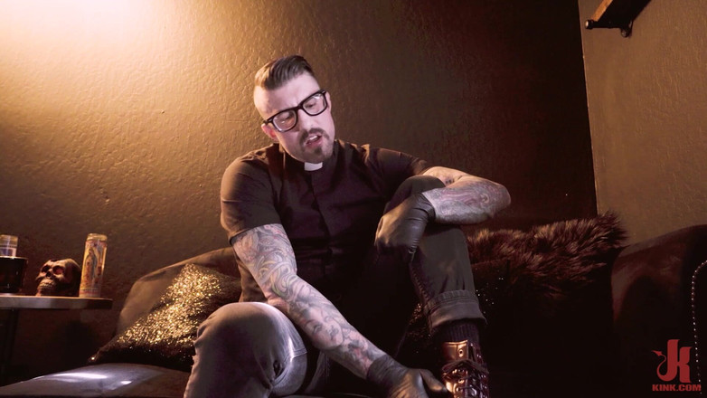 Kinky Bites Gay: H3ll4sl00tz: Mărturisiri dure