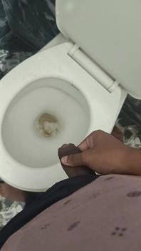 Con me piscio ragazzo caldo nudo