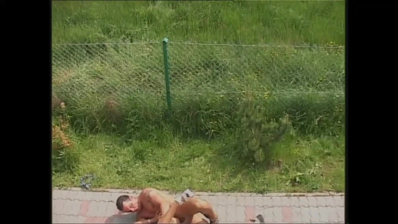 Deutschland porn: Keluar dari permainan tapi bahagia