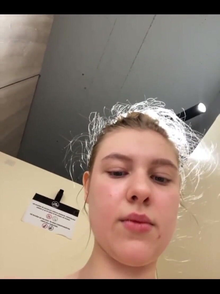 JuiceLussie: Экстремальная публичная мастурбация. Анальный плаг. Глубоко до конца. Сперма на публике. Сиди на камеру