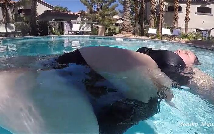 BBW Pleasures: SSBBW floating in pool