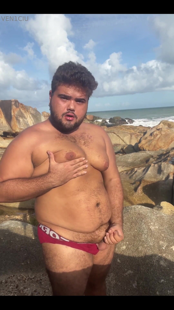 VEN1CIU: Y fui a masturbarme en la playa