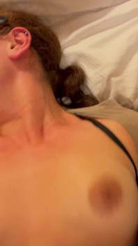 Styvsyster bara kort knullad, Kittislut snabb orgasm Train2whore - nätt