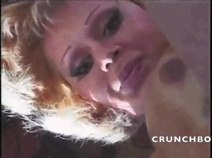 Shemale videos: Blondy shemale fucked by straight in forest cruising