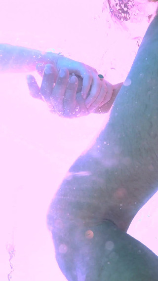 Thumbnail of Goldenshower and Underwater Sex with Amuse De Rauch