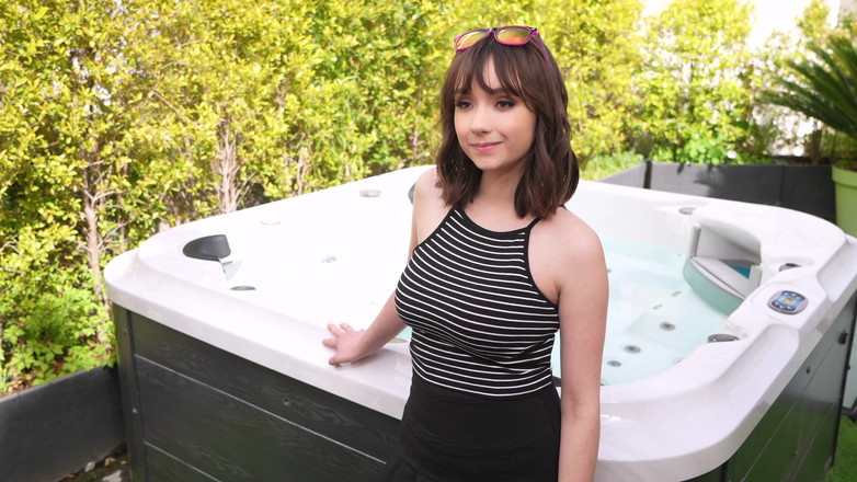 Jet sex prod: Abby, 25 Years Old, Wants 2 Cocks