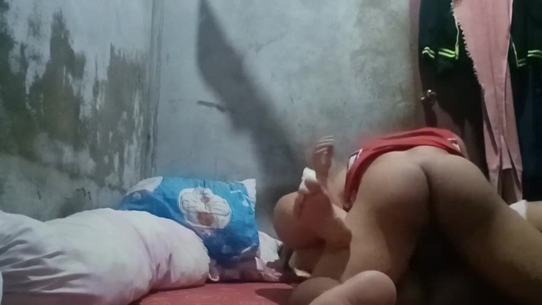 Chubbyme Pinay: 파티 후 우리 지방에서 아시아 통통한 아줌마와 하드 섹스