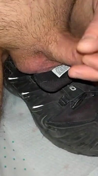 Abspritzen in meinen fetischschuh