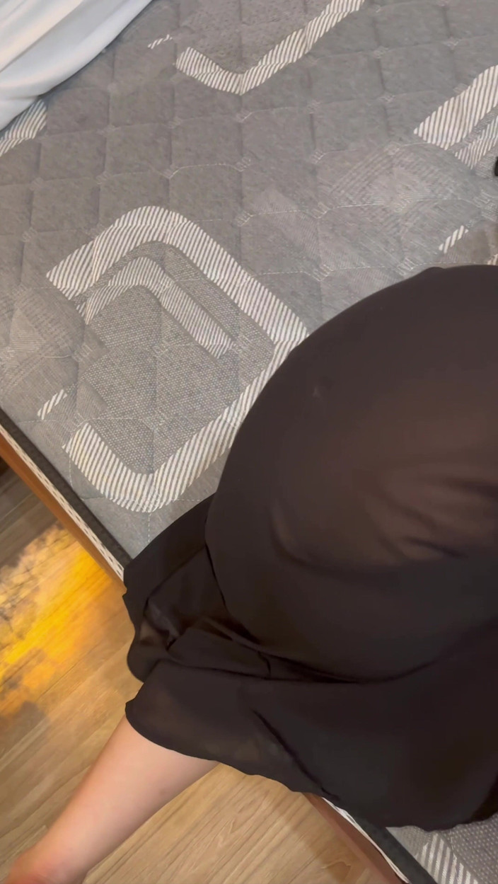 Yasminpahla: Ateşli Arap seks tesettürlü