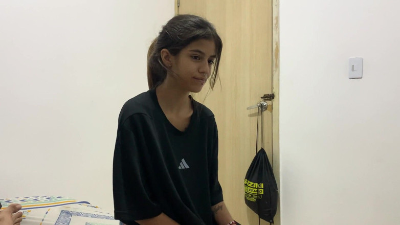 TUflacasex123: शाम के समय मुझे छूना मेरी सौतेली बहन उसे चाहती है