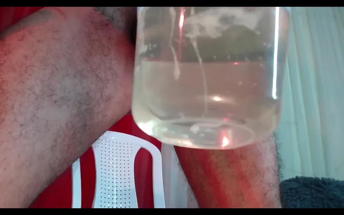 Tommhot: Piss and Cum Show, Look How My Cum Floats in...