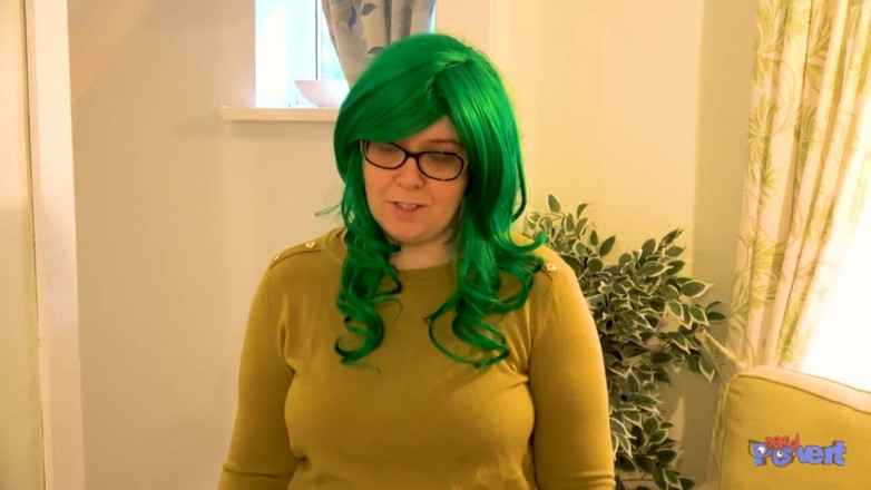 Nerd Pervert: Myla elyse - olahraga nosh