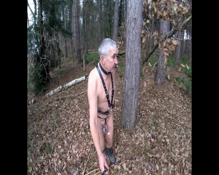Andy: Бондажный наряд