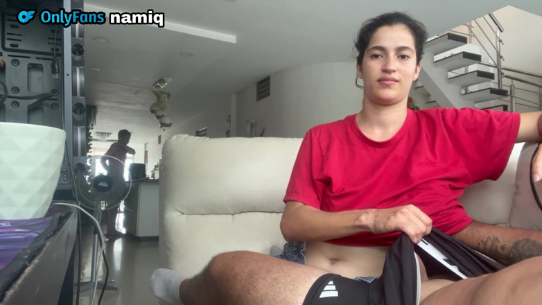 Rorono4zhot: Le es infiel a su esposa con mi primo y...