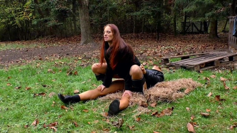 Deutschland porn: Sex pe la spate în pădure!