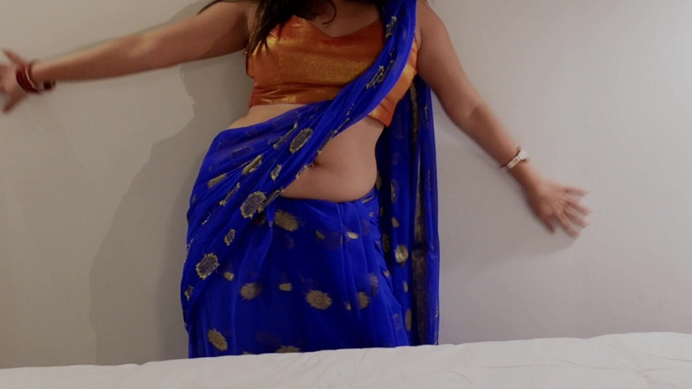 Busty Banu: Hot Indian Stepaunty Sex with Saree