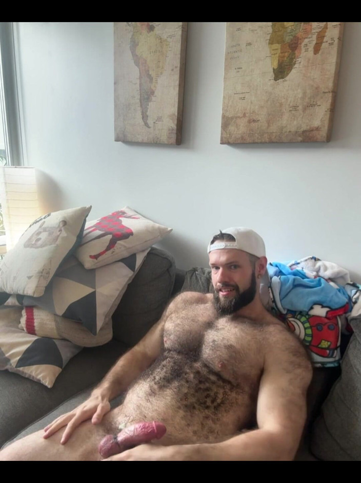 BeefyCanuck: 今天就不得不射精