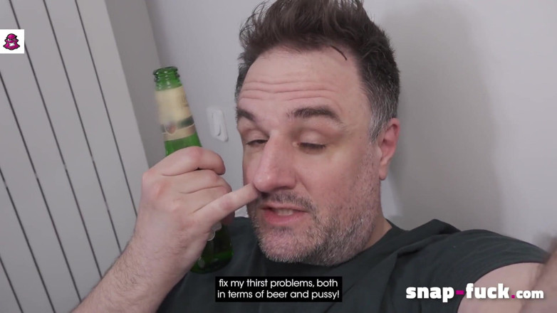 Snap Fuck: Alarm! a Fat Sweaty Man Rails Young Chick! (from France)! Snap-fuck