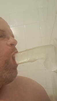 Anexado sugando e soprando para a vadia