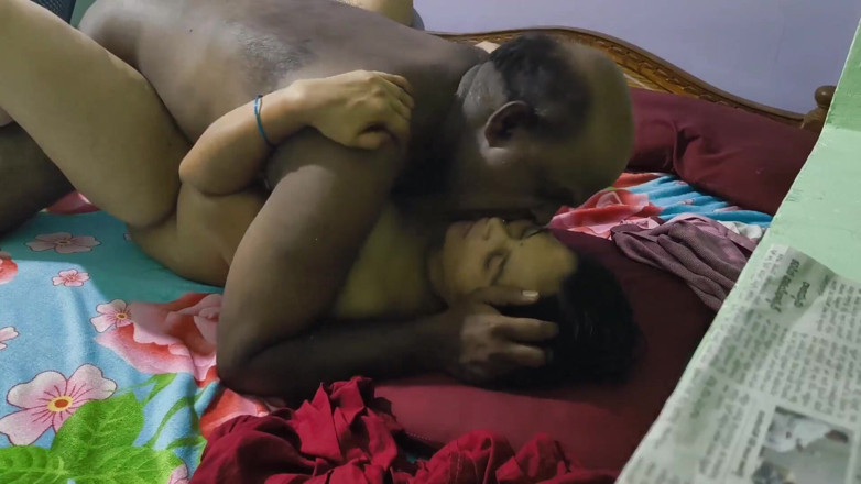 Sexy sindu: Desi Indian Hot Nude Sex with Sexy Wife