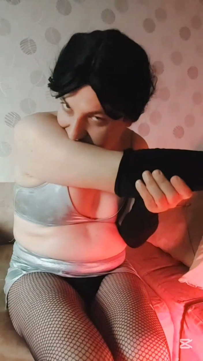 Kitty_Cross: Alien Femboy Kitty Cross Pretty Attractive Butt