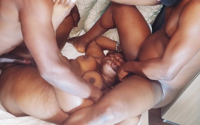Juggernutts: Baculatá těsná kundička bbw šukání hardcore od 2 nadržené africké bbc stříkání...