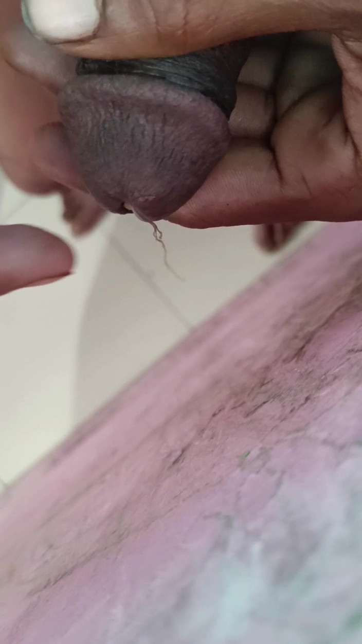 Darty boy: Small Black Cock