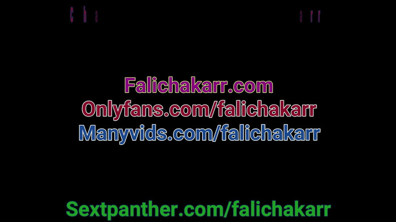 Falicha Karr: Yağlanmış masaj Xrated'a dönüşdü