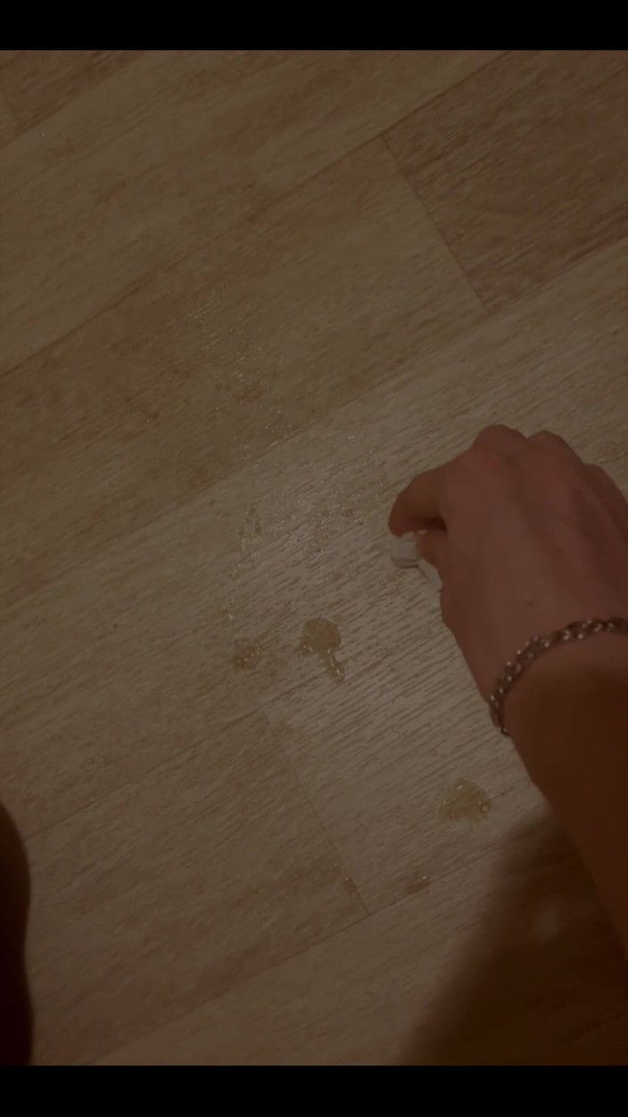 Johnny69227: Orgasm pe furiș și liniștit