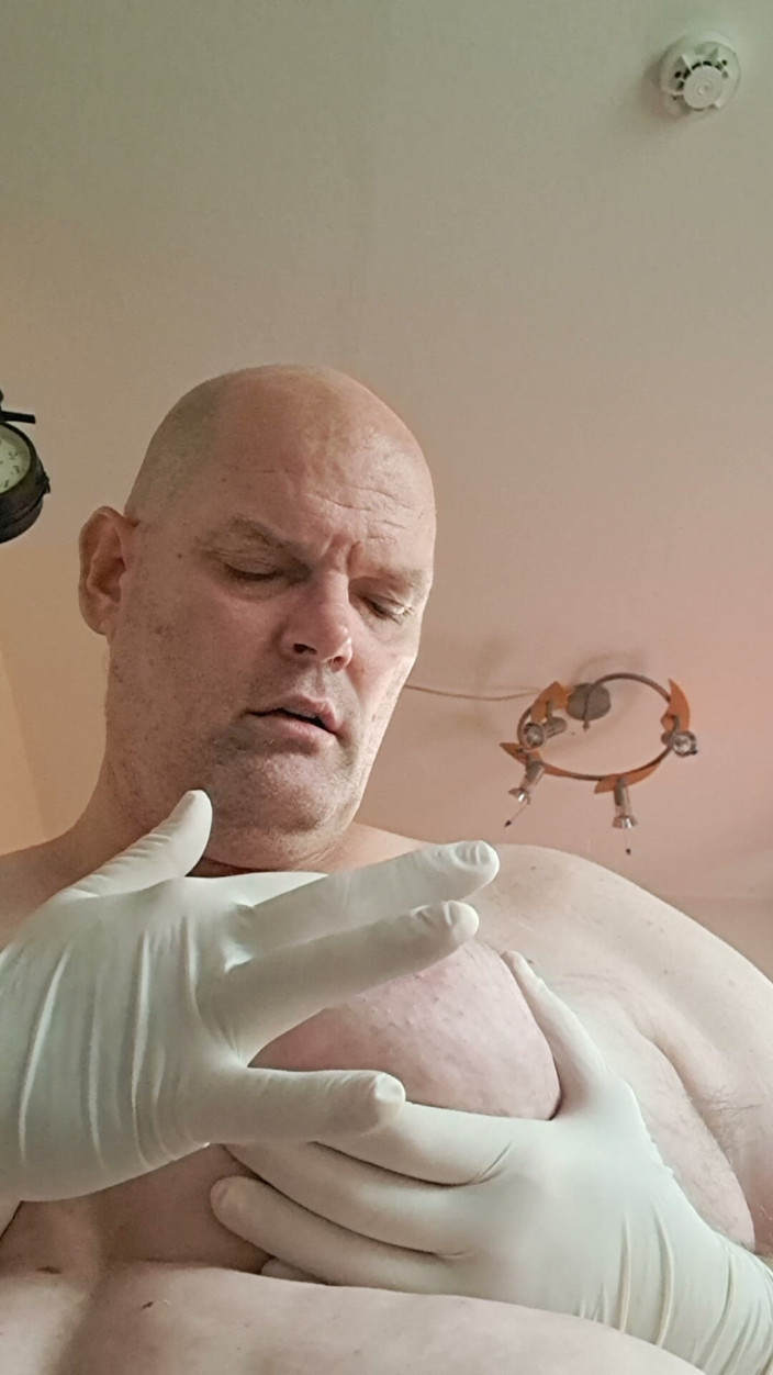 Fickspecht: Tits Examination at the Slut