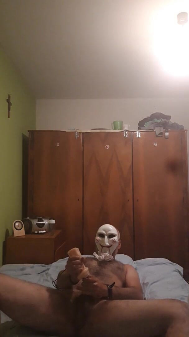 SingerMask: Đụ cái đồ chơi âm hộ này!