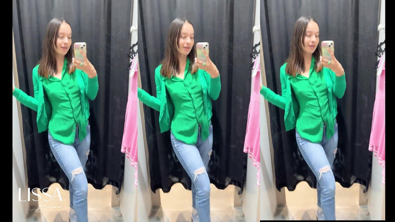 Lissa Brown: Mi masturbo in uno spogliatoio pubblico