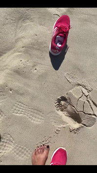 I Love the Sea and the Sun