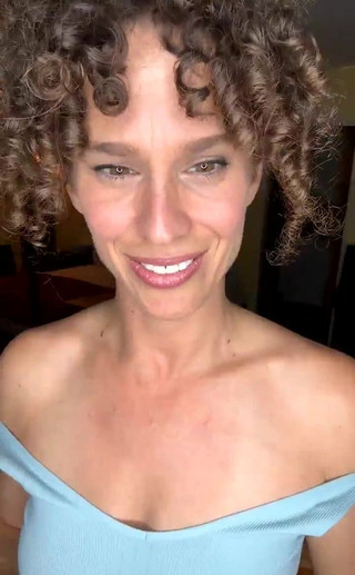 VibeWithMommy: Ehi ragazzi, voglio farti alcune domande!