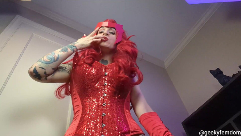 Geeky Femdom: Wandavision - Von der scharlachroten Hexe geschrumpft