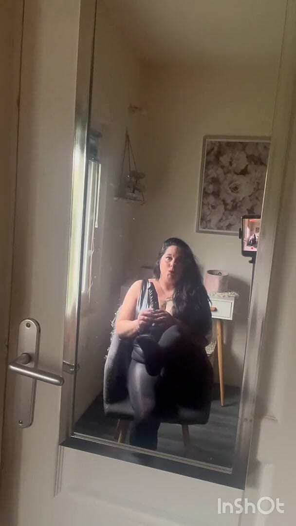 Maitresse Clara: JOI in Front of Your Reflection in the Mirror
